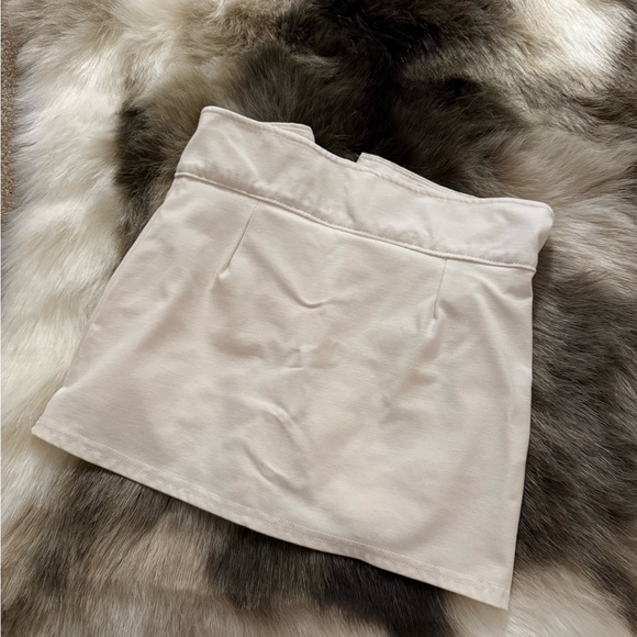 Cream High-Waisted Skirt - Picture 6 of 6